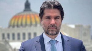 Productor de “Sonidos de Libertad” lanza su candidatura a la presidencia de México