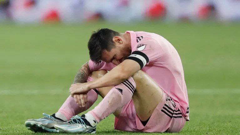 Messi preocupa a sus fanáticos: Más de diez días ausente de la cancha