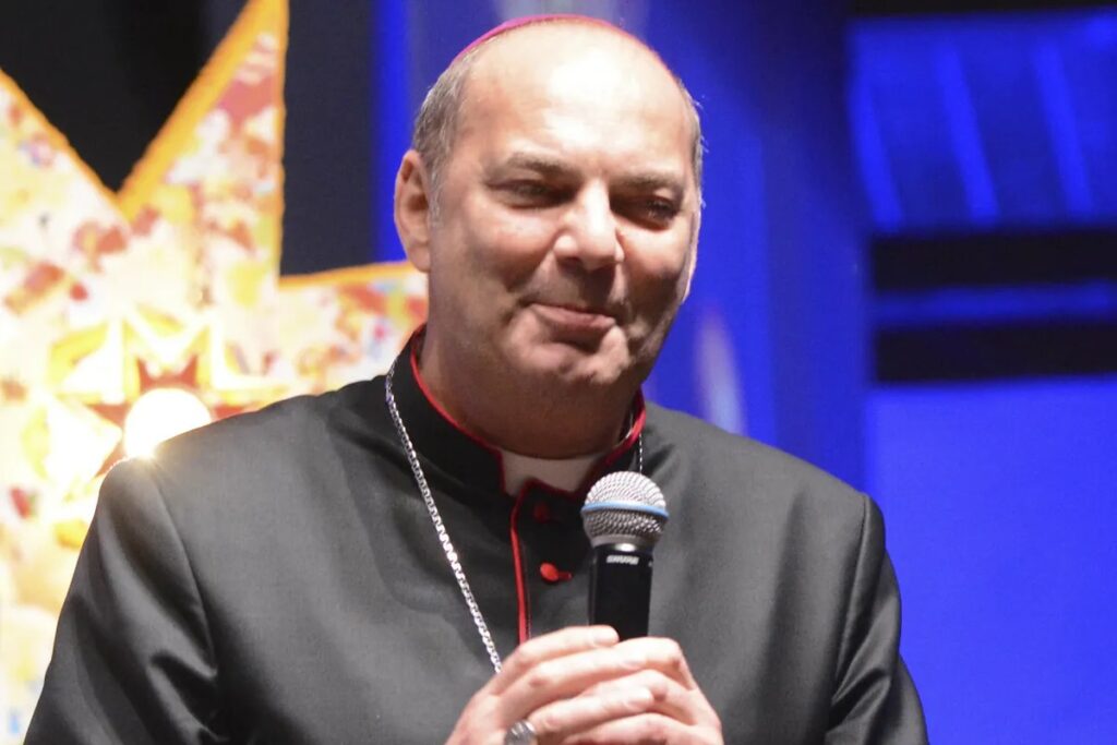 obispo papa francisco vaticano