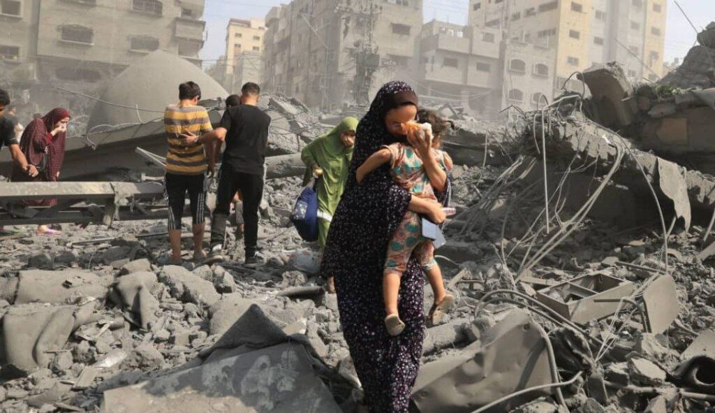 “Atrocidad”: La ONU cuestiona a Israel por los ataques al campo de refugiados en Gaza