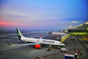 AMLO reinicia operaciones de la aerolínea Mexicana de Aviación