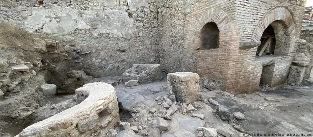 pan panaderia esclavos pompeya