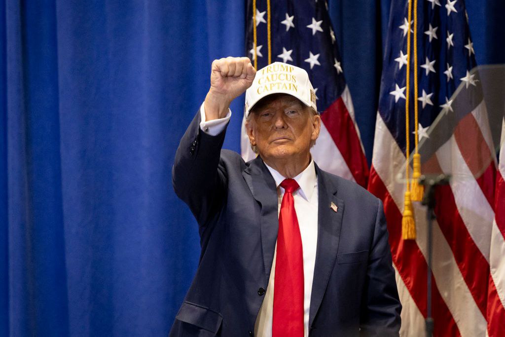 Donald Trump gana el caucus en Iowa con un arrollador resultado