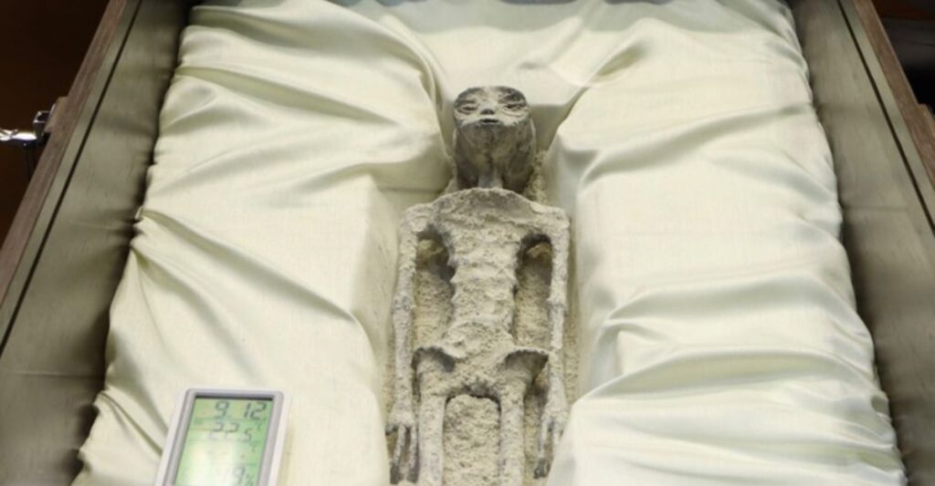 Momias alienígenas
