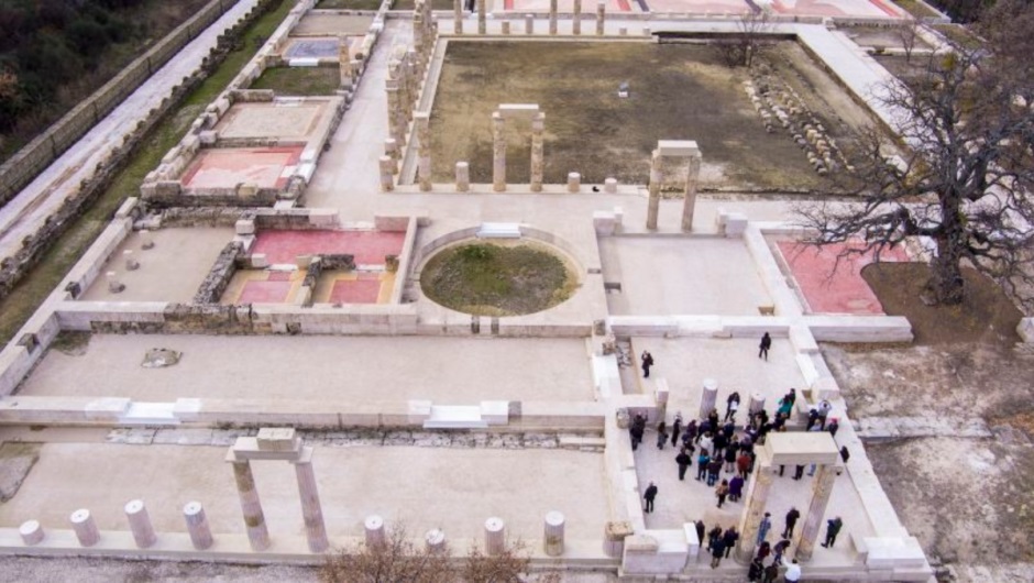 palacio-aigai-alejandro-magno-restauracion grecia