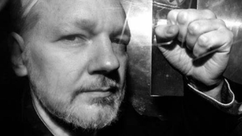 Julian Assange libra su batalla más importante para frenar la extradición a EEU