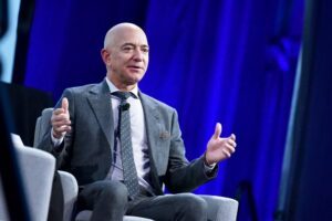 Jeff Bezos donará $100 millones para proyectos de IA que combatan el cambio climático