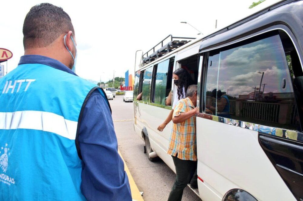 Honduras invertiría más de $80 millones para modernizar el transporte público