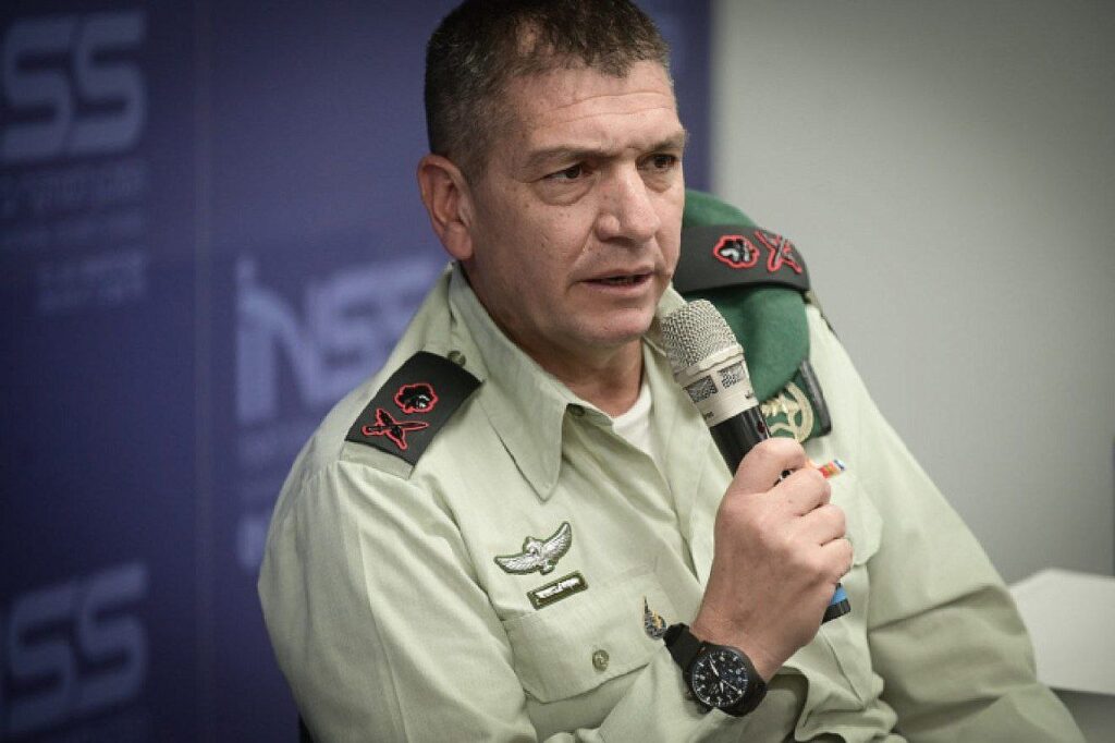 Renuncia jefe de inteligencia militar israelí tras reconocer fallas de mando en el ataque de Hamas