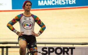 Asociación deportiva prohibe la participación de mujeres transgénero en competiciones femeninas en EEUU