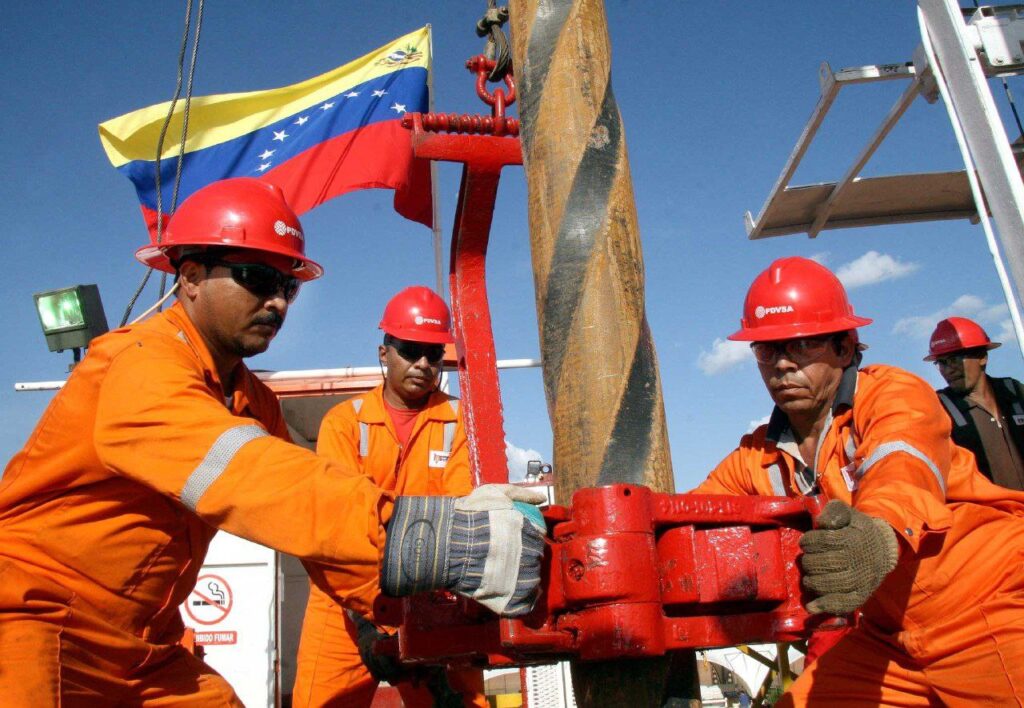 EEUU reinstauró las sanciones al petróleo de Venezuela