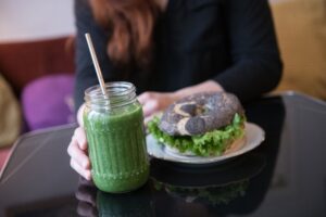 Dietas vegetarianas reducen el riesgo de cáncer y enfermedades cardíacas, según un estudio