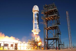 Blue Origin envía a turistas al espacio después de dos años de pausa