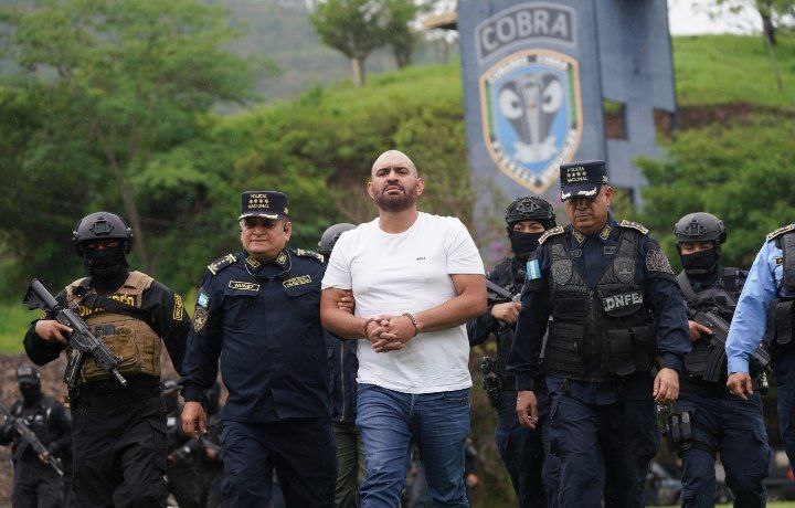 José "Cubeta" Cálix, el aliado de JOH de mirada desafiante capturado es exitoso operativo policial