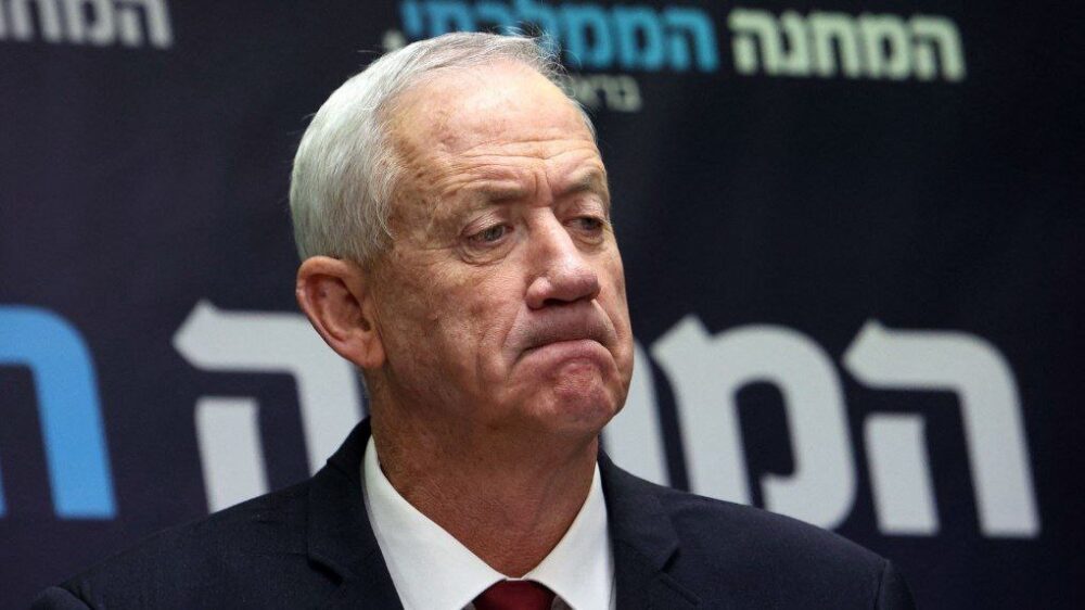 Netanyahu recibe un duro golpe: Renuncia Benny Gantz