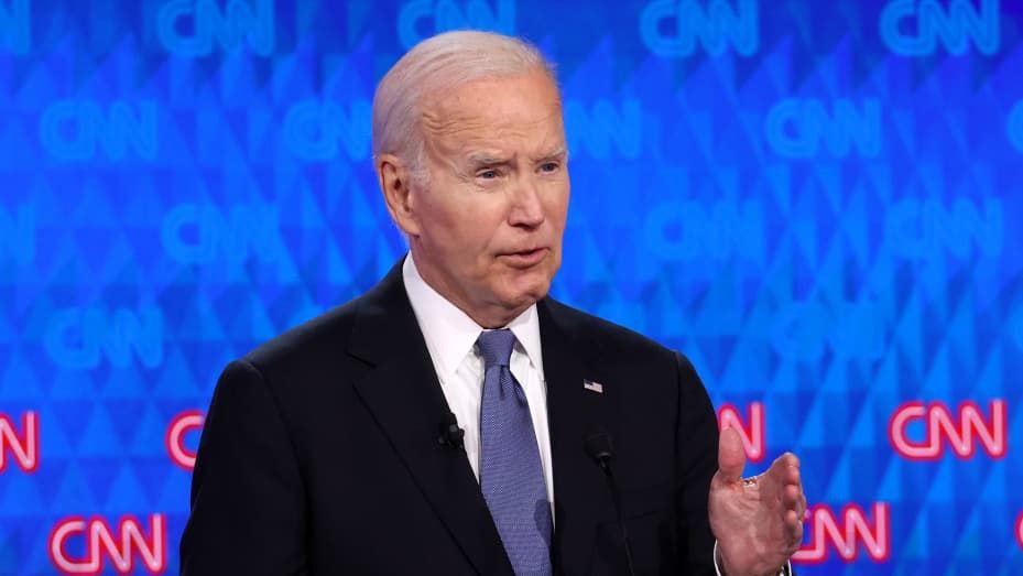 Los demócratas estarían exigiendo que Joe Biden se retire de la carrera electoral