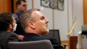 Condenan a 226 años de prisión a un hombre por la muerte de dos mujeres en Alaska