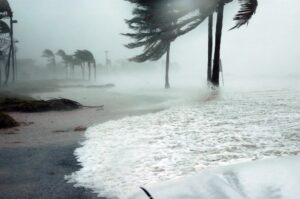 Huracán Beryl rompe récord al alcanzar categoría 5 en cuatro días