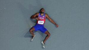 Noah Lyles, el atleta estadounidense que logro el bronce estando positivo de Covid