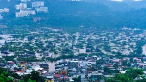 Huracán John destrozó Acapulco