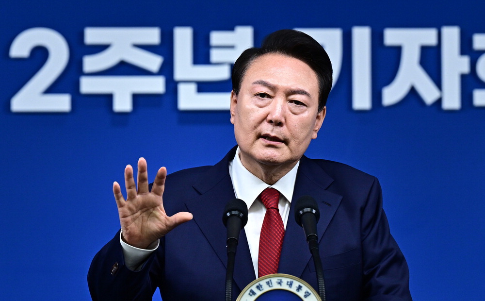 El presidente de Corea del Sur tiene prohibida la salida del país 