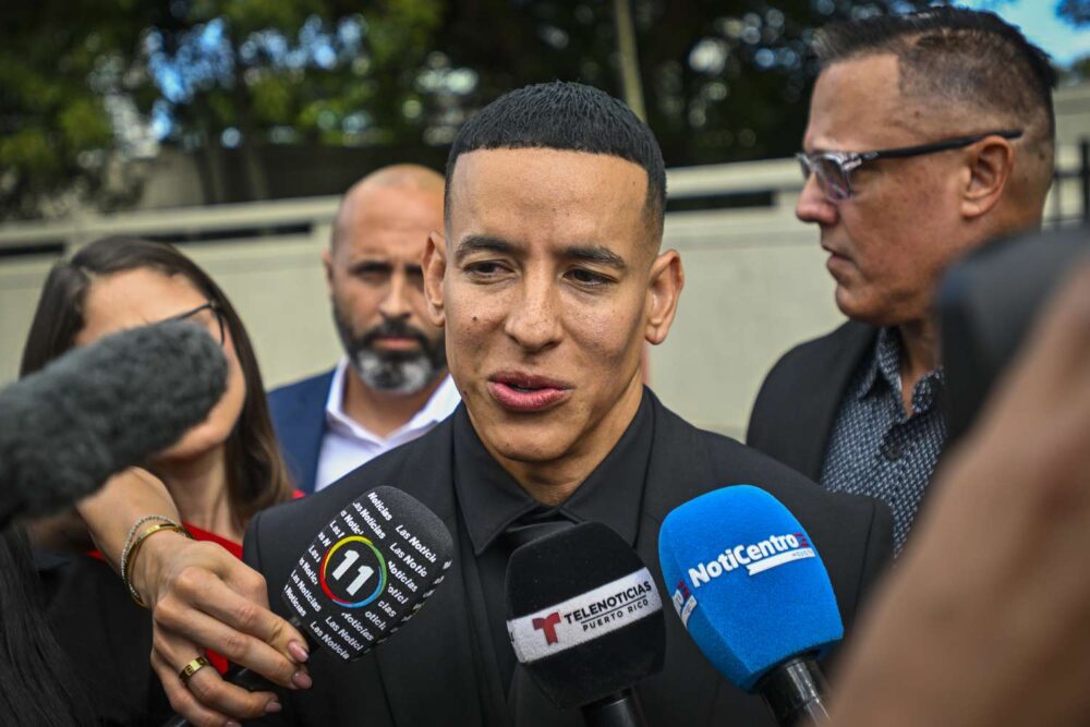 Daddy Yankee recupera el control de su empresas tras llegar a un acuerdo con su ex esposa Mireddys Gonzalez