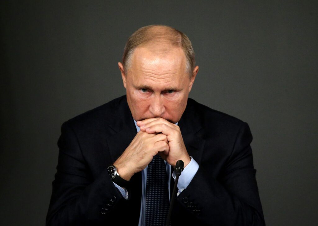drones ucranianos, El Presidente de Rusia pide disculpas por no evitar la tragedia del avión en Kazajistán 