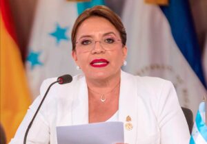 Xiomara Castro pide a Trump no tomar represalias innecesarias contra los inmigrantes y advierte acciones