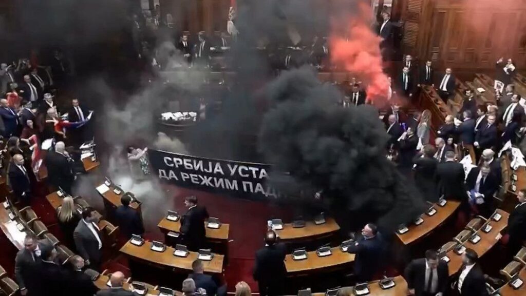 Parlamento de Serbia