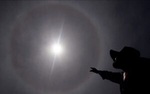 Un halo solar sorprende a los hondureños