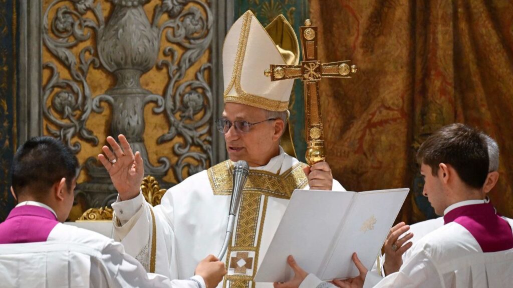 Papa León XIV ofreció su primera misa en una ceremonia privada 