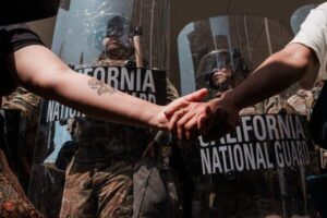 Trump tiene vía libre para mantener el control de la Guardia Nacional en Los Ángeles durante las protestas 