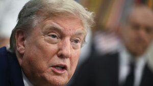 Trump deja entrever que salvó al mundo de una Tercera Guerra Mundial al atacar a Irán