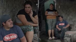 Familia mexicana se autoderporta y autoridades de su país le decomisan los ahorros y su vehículo 