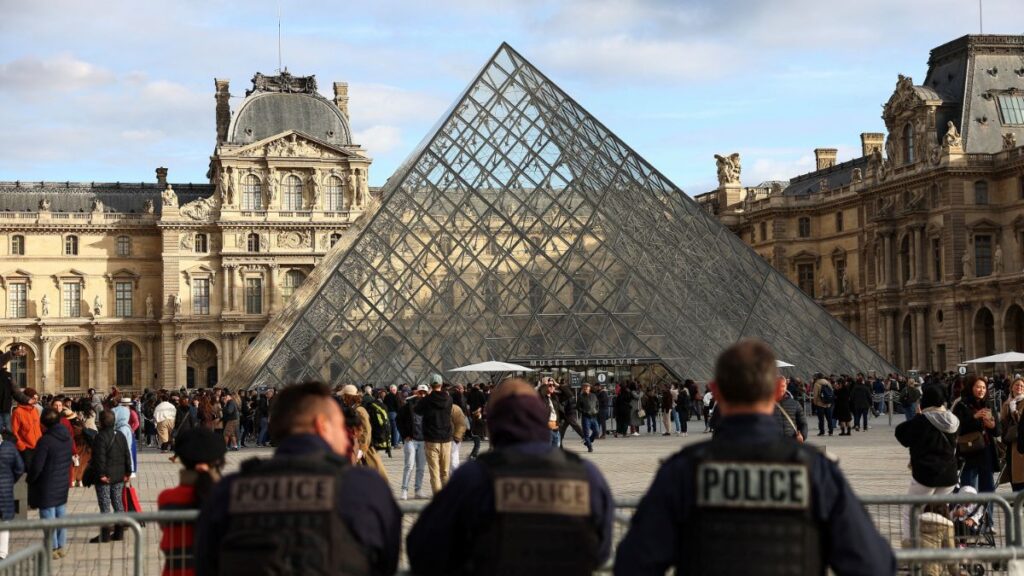 louvre