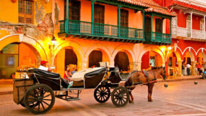 Cartagena prohíbe carruajes con caballos en su Centro Histórico