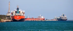 EEUU permite reventa de petróleo venezolano para uso privado en Cuba bajo licencias especiales