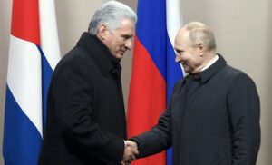 Rusia quiere enviar petróleo a Cuba y México se solidariza con ayuda humanitaria 
