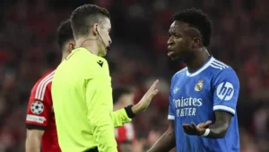 UEFA investiga presunto insulto racista a Vinícius Júnior en el partido Benfica-Real Madrid