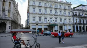 Cuba permitirá a ciudadanos en el exterior invertir y abrir negocios en la isla