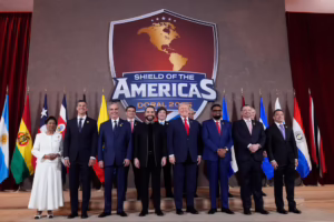 Ecuador y Estados Unidos acuerdan presencia permanente del FBI para reforzar investigaciones criminales