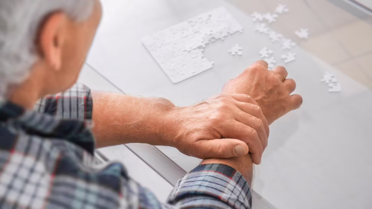 Japón aprueba innovadores tratamientos con células madre para párkinson y enfermedades cardíacas