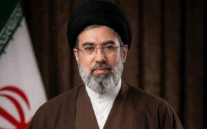 Precios del petróleo se disparan mientras Irán nombra a un nuevo líder supremo
