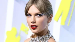 Taylor Swift alcanza una fortuna de 2.000 millones de dólares, según estimación de Forbes