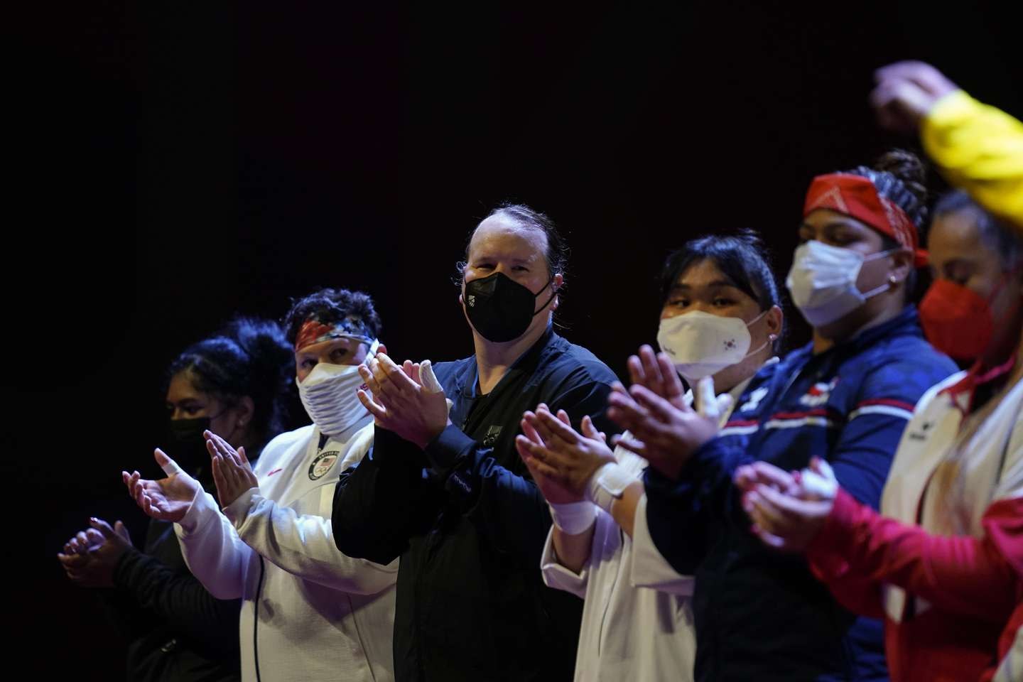 Prohíben a mujeres trans participar en competencias femeninas en los Juegos Olímpicos