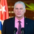 Delegación de EEUU llega a Cuba para presionar su rendición 