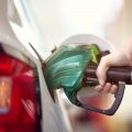 Incautación de buque iraní dispara los precios del petróleo 