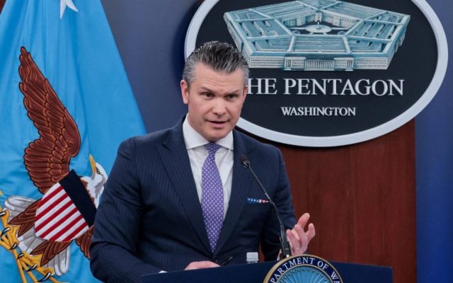 Secretario de Guerra de EEUU: “Irán suplicó por un cese al fuego”