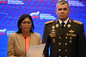 Vladimir Padrino, aliado de Maduro, pasa de general a ministro de Agricultura 