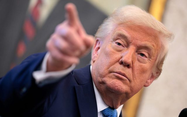 Trump advierte con lanzar bombas si Irán no firma el acuerdo 